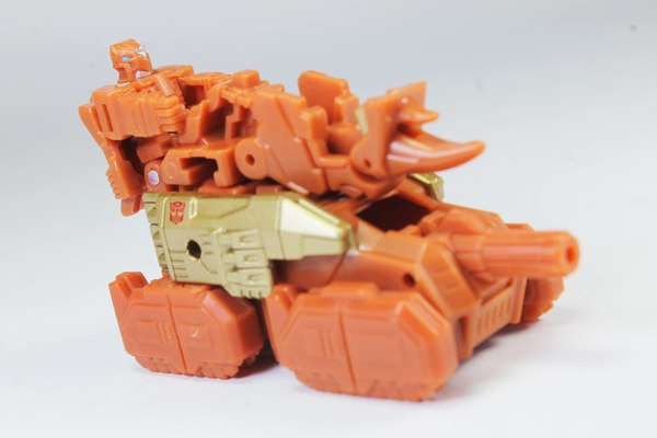 Titans Return Titan Master Ramhorn Out Of Package Photos 12 (12 of 14)